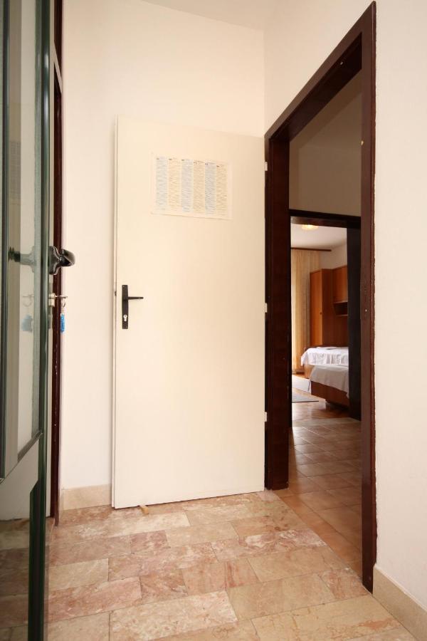 Apartments By The Sea Brist, Makarska - 505 Podaca Exterior photo