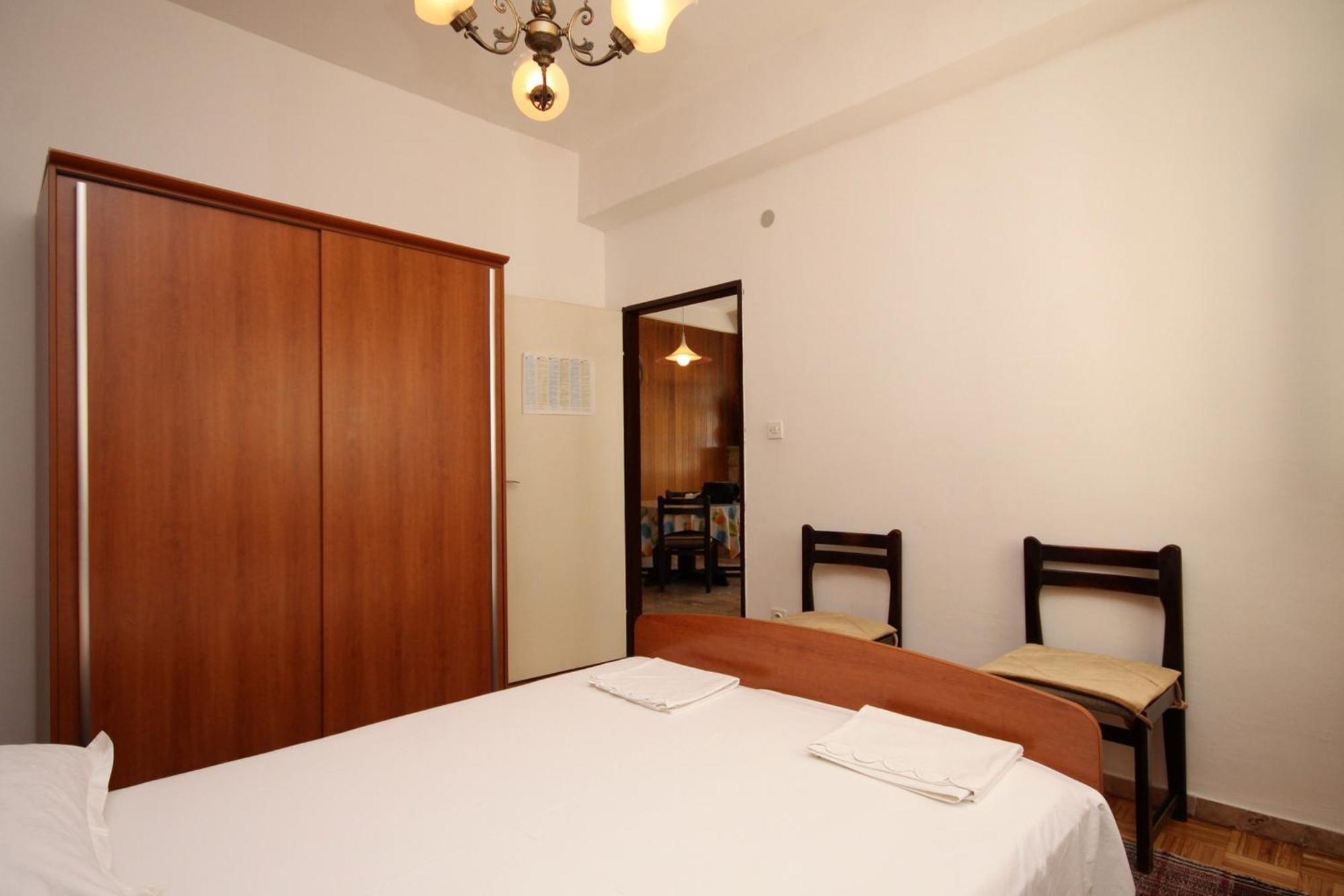 Apartments By The Sea Brist, Makarska - 505 Podaca Room photo